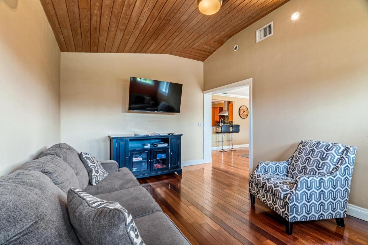 #1 Fort Lauderdale House - Heated Salt Water Pool - Private Oasis-Updated Gorgeous 3Br 3Ba - Las Olas Exterior foto